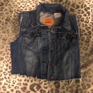Levi’s semi-distressed jean vest